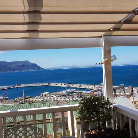 Papillon Guest Suite Simonʼs Town エクステリア 写真