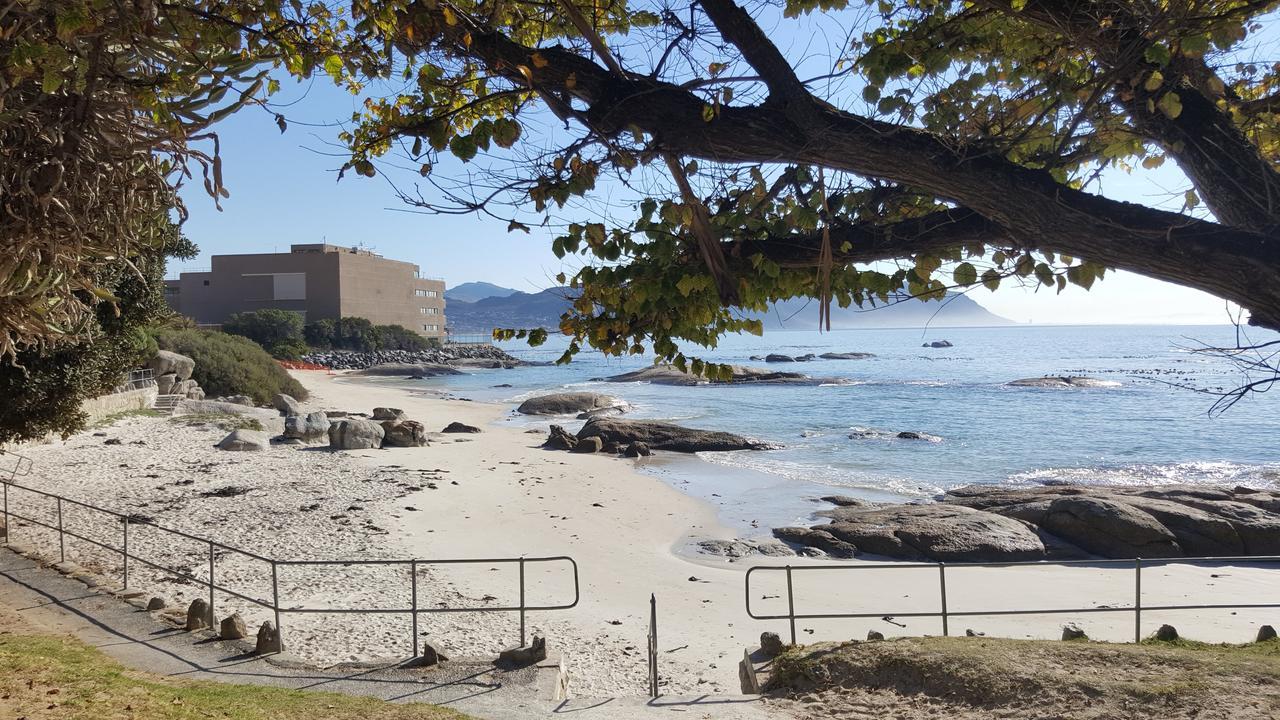 Papillon Guest Suite Simonʼs Town エクステリア 写真
