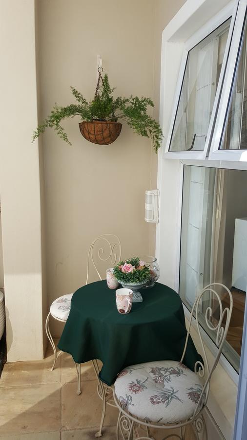 Papillon Guest Suite Simonʼs Town エクステリア 写真
