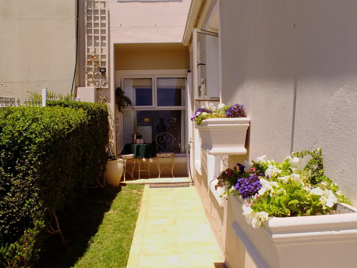 Papillon Guest Suite Simonʼs Town エクステリア 写真